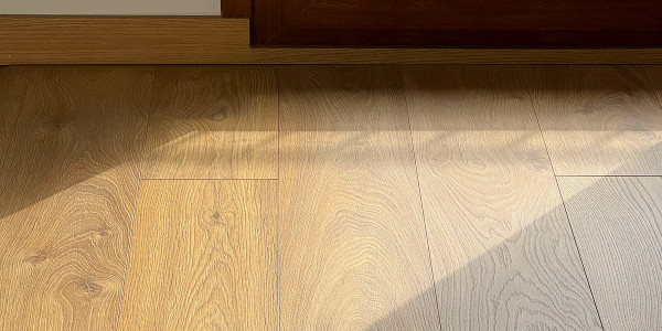 Rehabilitación / Reformas de Pisos  Montmaneu · Instalación de Parquet, Gres, Porcelánicos y Moquetas